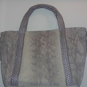 Vintage Reign Toute Purse